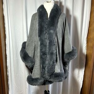 Gray cape with fur trim